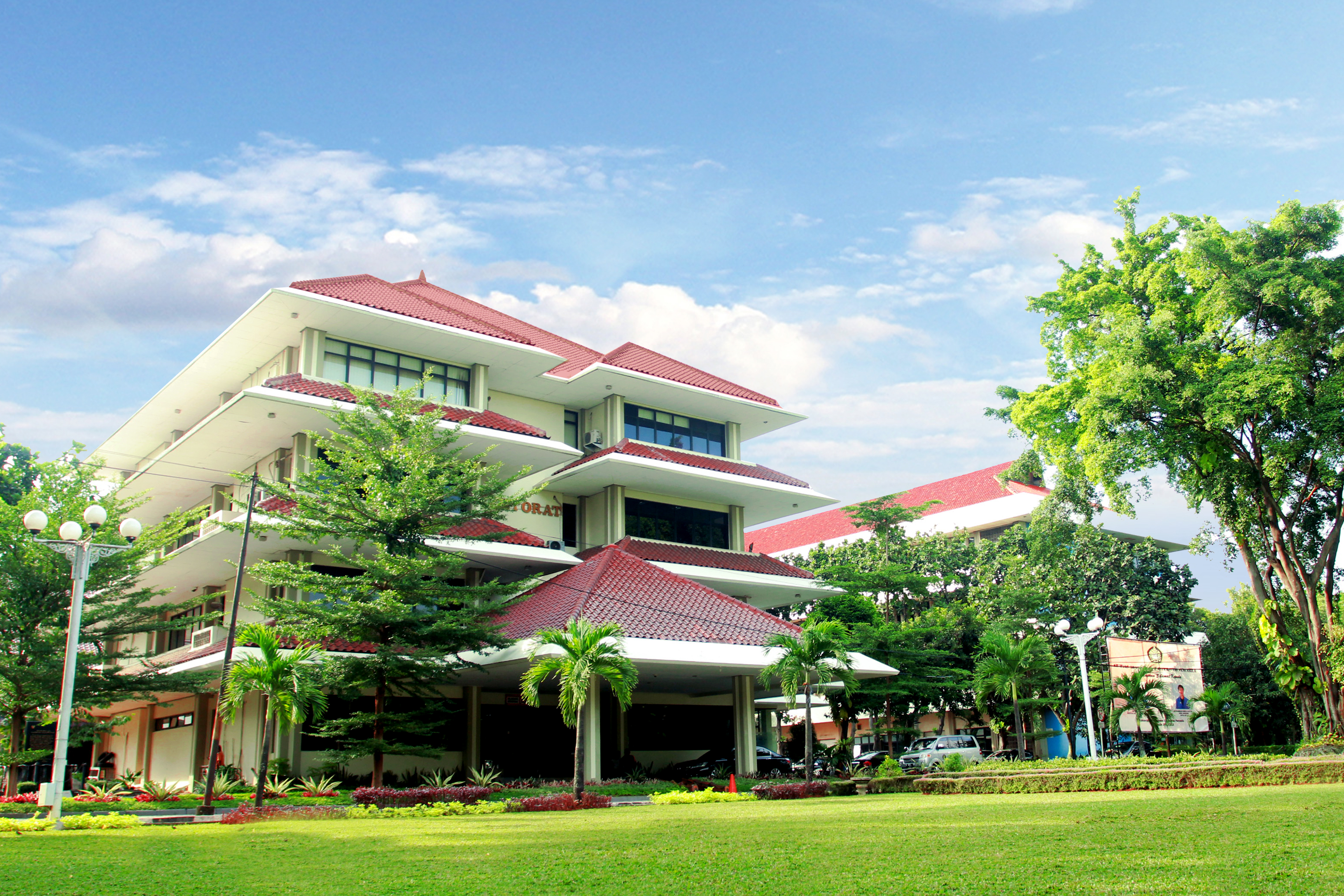 Universitas Pancasila Rektorat Building